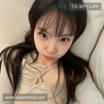 劳麟非